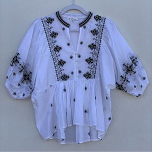 Solitaire White and Black Puff Sleeve Blouse with Mandarin Collar Size Medium